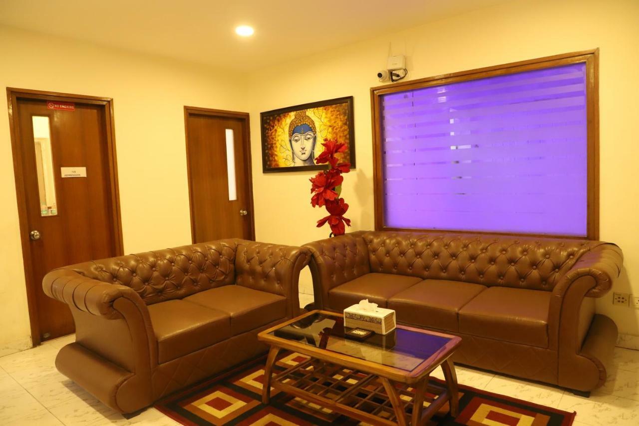 Maplewood Guest House, Neeti Bagh, New Delhiit Is A Boutiqu Guest House - Room 5 Exterior photo